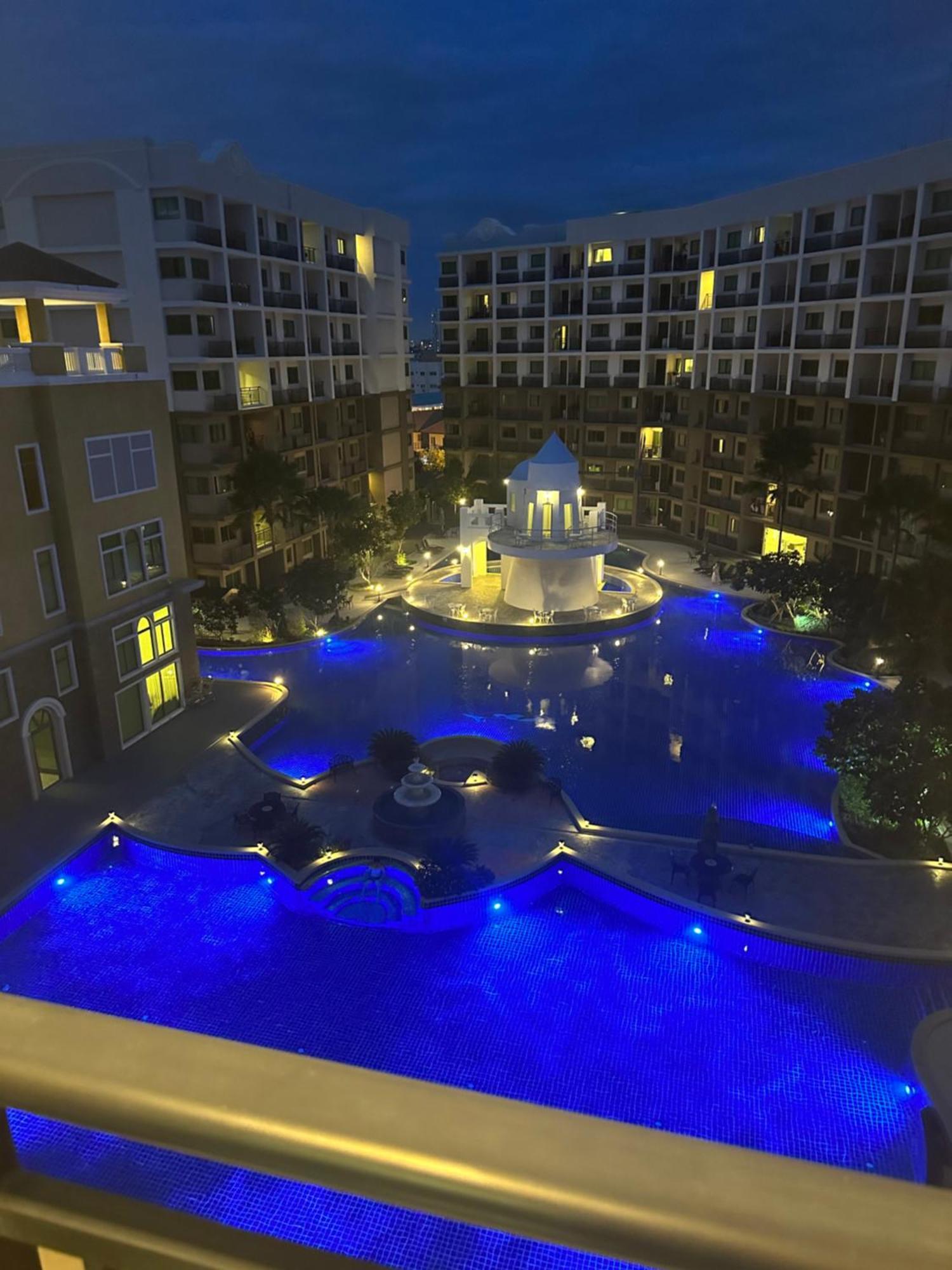Arcadia Beach Con Pattaya Exteriör bild