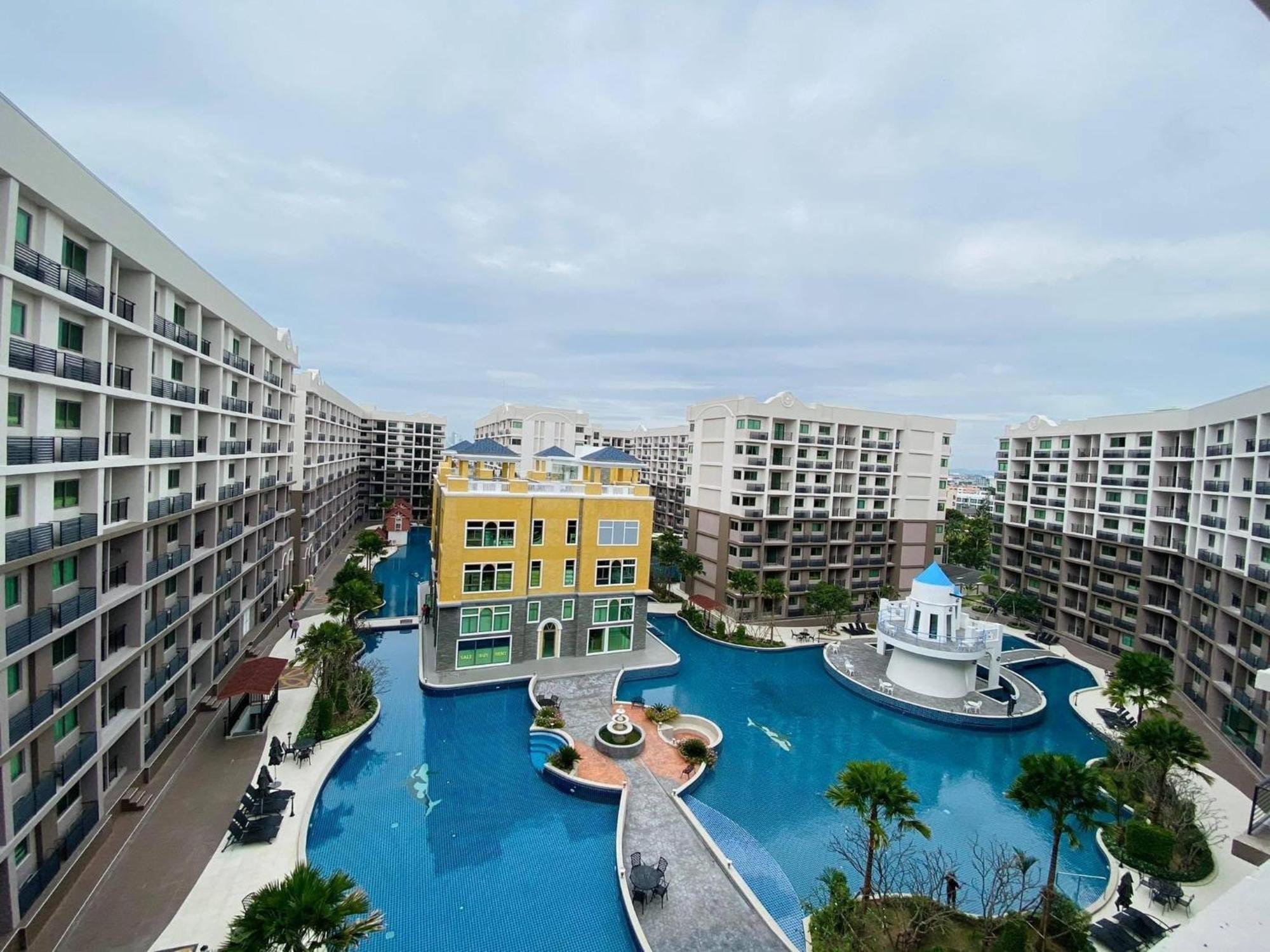Arcadia Beach Con Pattaya Exteriör bild