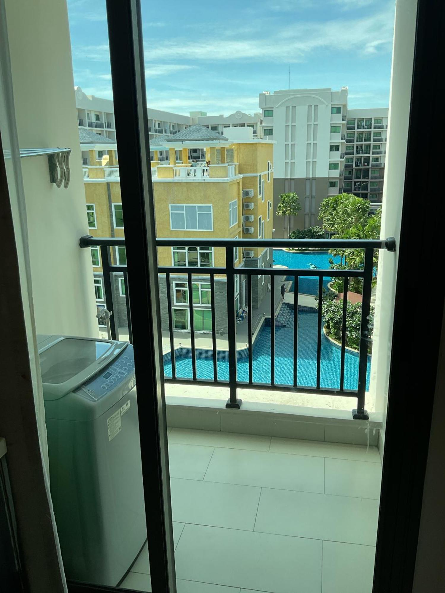 Arcadia Beach Con Pattaya Exteriör bild